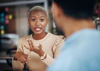 Conversas difíceis: construindo um ambiente de trabalho saudável