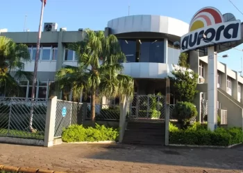 Aurora assume a operação da planta industrial de suínos da Unium em Castro, no PR