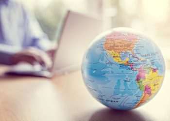 O varejo mantido em banho-maria e o País perdendo investimento, renda e emprego formal