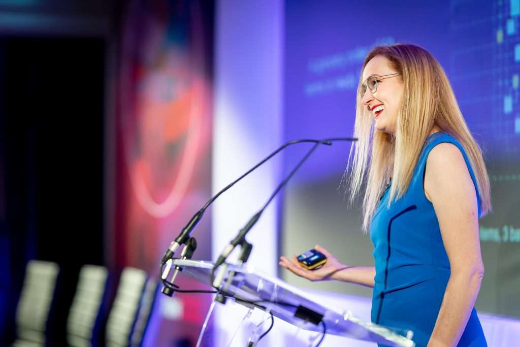 Kate Ancketill: "Novas gerações preferem o varejo físico"