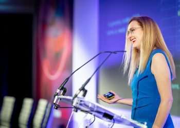 Kate Ancketill: "Novas gerações preferem o varejo físico"