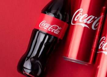 Coca-Cola supera previsões de lucro e receita no 3º tri