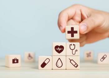 Lula sanciona projeto que compensa perdas do ICMS e reduz gastos com piso da Saúde este ano