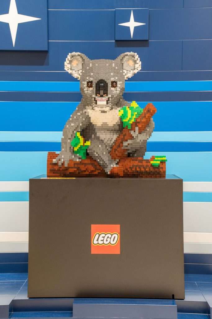 A Lego escolheu o coração comercial da cidade de Sidney, uma das mais importantes da Austrália, para abrir a sua maior loja no mundo.