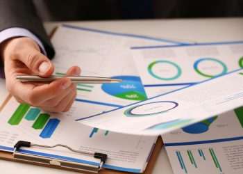 Catalisando o crescimento: o impacto da análise de dados e tecnologias emergentes no mercado de crédito para PMEs em 2023