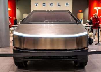 Tesla começa vendas do aguardado Cybertruck, precificado em cerca de US$ 61 mil