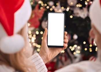 Consumidores brasileiros veem aplicativos como indispensáveis nas festas de fim de ano