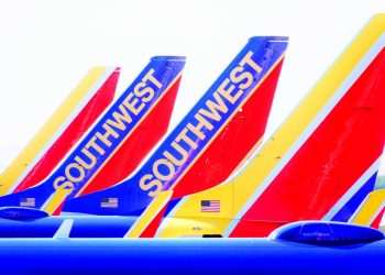 Southwest Airlines sofre multa de US$ 140 milhões pelo colapso em feriado de 2022