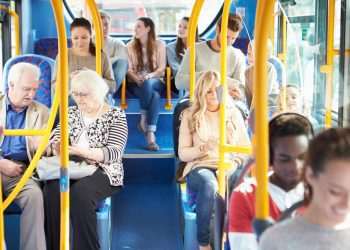 Transporte de passageiros sobe 0,7% em outubro ante setembro, mas está 23,4% abaixo do pico