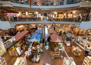 Compras em supermercados: para além do abastecimento, uma experiência cultural