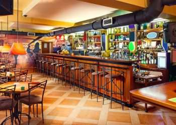 São Paulo tem 156 mil bares e restaurantes e Grajaú lidera com 2.684 estabelecimentos