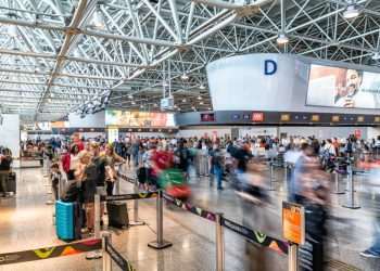 Prefeitura, governo e RioGaleão vão investir quase R$ 300 milhões no aeroporto