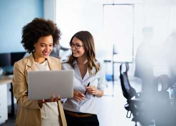 Executivas brasileiras estão confiantes com suas carreiras profissionais