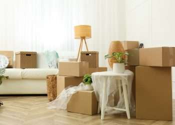 Categoria de móveis apresenta frete mais elevado no comércio eletrônico em janeiro