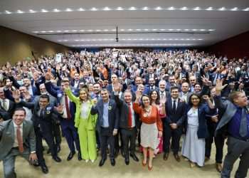 Entidades de classe e parlamentares se reúnem em Brasília contra o fim do Perse