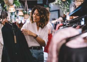 Varejo de moda multimarca cria associação para fortalecer lojas físicas