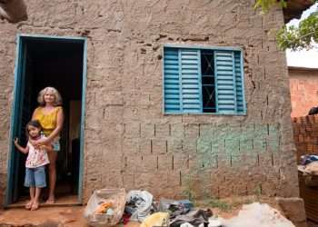 Seis em 100 mulheres do país enfrentavam extrema pobreza em 2022