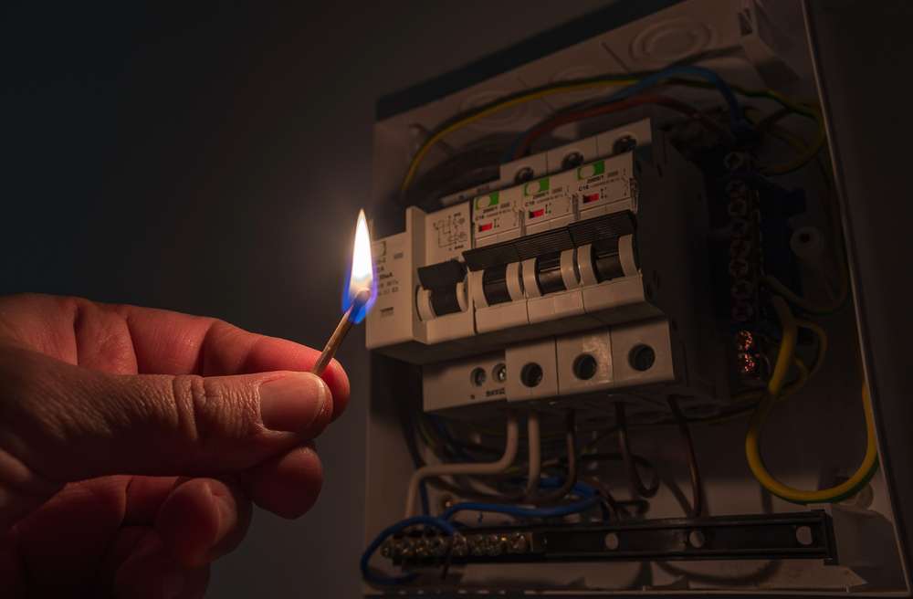 Ministro do MME convoca presidente da Enel para esclarecer falta de energia em SP