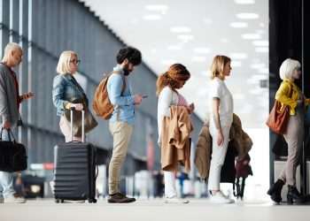 Demanda de passageiros no setor aéreo sobe 21,5% em fevereiro