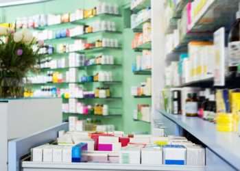 Principais redes de farmácias faturam R$ 91,3 bi em 2023, aponta Abrafarma