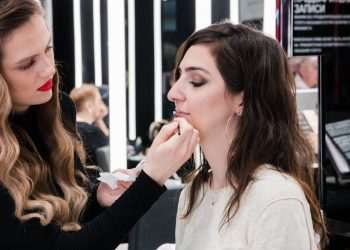 Mercado de beleza premium registra faturamento de quase R$ 2 bilhões no 1º semestre no Brasil