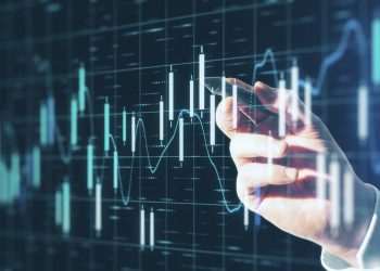 Relator negocia alíquota menor para taxação de compras de até US$ 50; votação é adiada