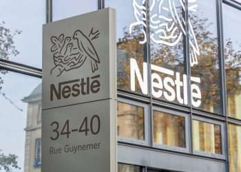 No Canadá, trabalhadores da Nestlé entram em greve em fábrica de chocolate em Toronto