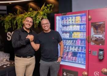 Cacau Show lança vending machines desenvolvidas com inteligência embarcada