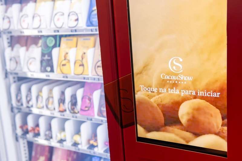 Cacau Show lança vending machines desenvolvidas com inteligência embarcada