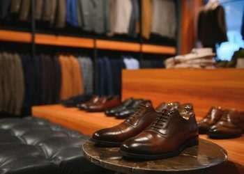 Indústria calçadista encerra abril com 288 mil empregos, 4,9% a menos do que abril de 2023