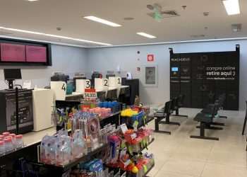 Clique Retire otimiza operações do varejo com a instalação de seus smart lockers