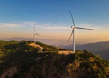 Amazon cumpre meta de energia 100% renovável antes do previsto