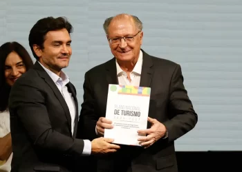 Com Plano Nacional de Turismo, governo quer atrair 8,1 mi turistas internacionais até 2027