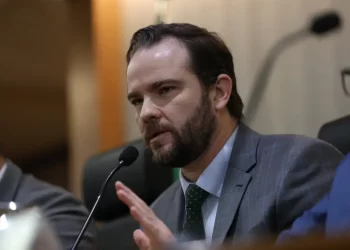 Governo vai propor taxação das big techs no 2º semestre, diz nº 2 da Fazenda