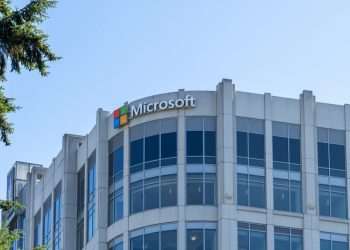 Microsoft corta projeção para receita de computação pessoal e na nuvem para o tri atual