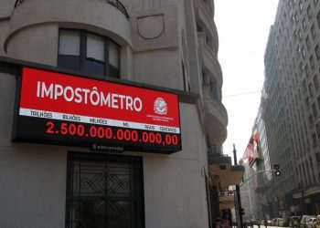 Impostômetro registra R$ 2,5 trilhões em impostos