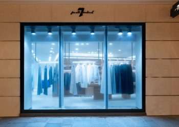 Seven For All Mankind expande presença na Europa com loja em Paris