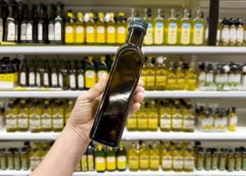 Ministério da Agricultura divulga lista de marcas de azeite de oliva impróprios para consumo