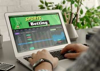 Abecs aprova antecipação de proibição do uso de cartões de crédito em bets