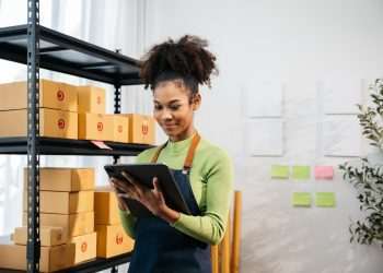 Programa Acredita abrange desde quem está no Bolsa Família ao mega empresário