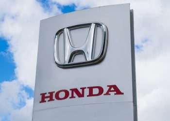 Ações de Honda e Nissan no Japão saltam com plano de fusão