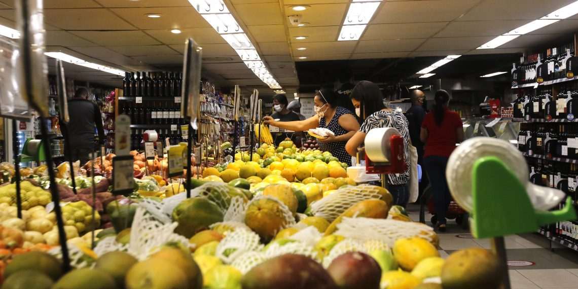 Cesta de Natal tem aumento de 7,70% em itens sazonais