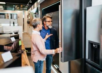 Vendas no varejo crescem 0,4% em outubro e acumulam alta de 4,4% em 12 meses