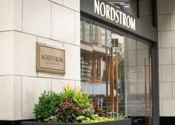 Nordstrom chega a um acordo de US$ 6,25 bilhões para tornar o grupo varejista privado