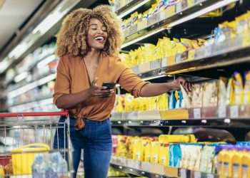 varejo alimentar deve encerrar 2024 com um crescimento nominal de 5,4%