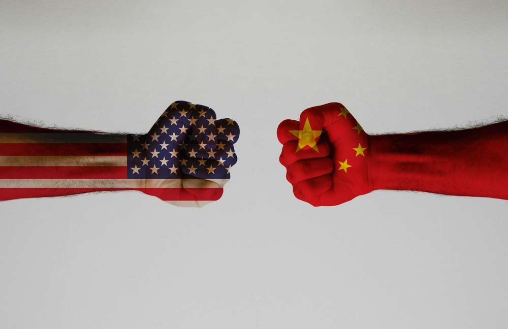 Número de empresas dos EUA que considera sair da China cresce para nível recorde em 2024