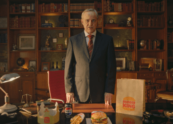 O Burger King anunciou o lançamento do BK Taste, disponível a partir de 8 de janeiro em todos os seus restaurantes. O novo sanduíche está sendo oferecido com opções de uma, duas ou três carnes de hambúrguer grelhado, acompanhado de um molho com sabor defumado.