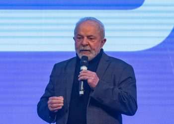 Brasil taxará produtos dos EUA se EUA taxarem os do Brasil, reitera Lula