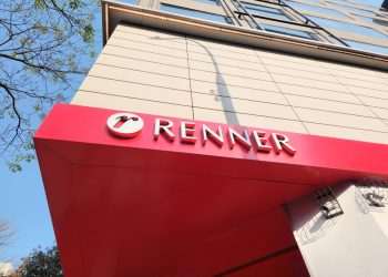 Renner digitaliza 100% dos processos em suas lojas