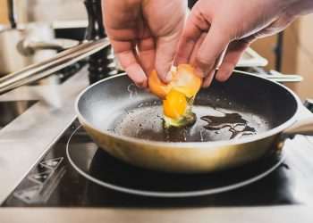 Ovo tem alta de 69% no preço, impactando o bolso dos consumidores das classes D e E